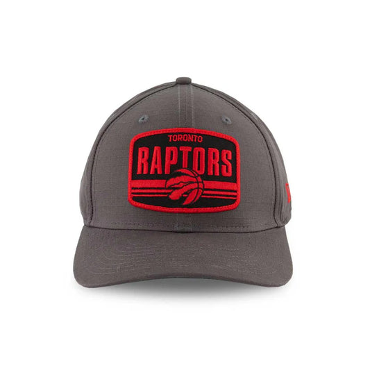 New Era - Toronto Raptors Red Stripes Knit Beanie (one size)